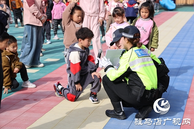 交警萌娃童行學(xué)安全！全國(guó)安全教育日護(hù)航幼兒成長(zhǎng)