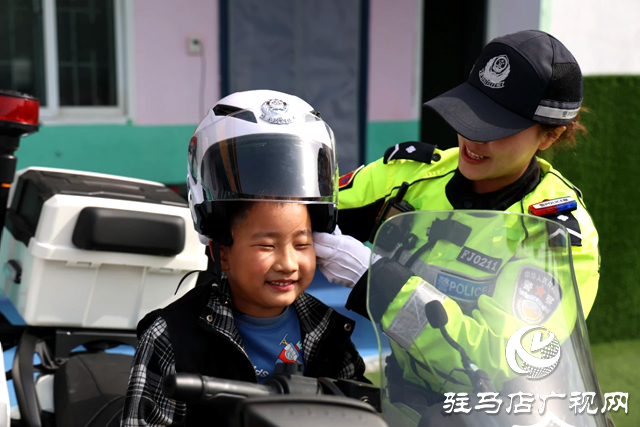 交警萌娃童行學(xué)安全！全國(guó)安全教育日護(hù)航幼兒成長(zhǎng)