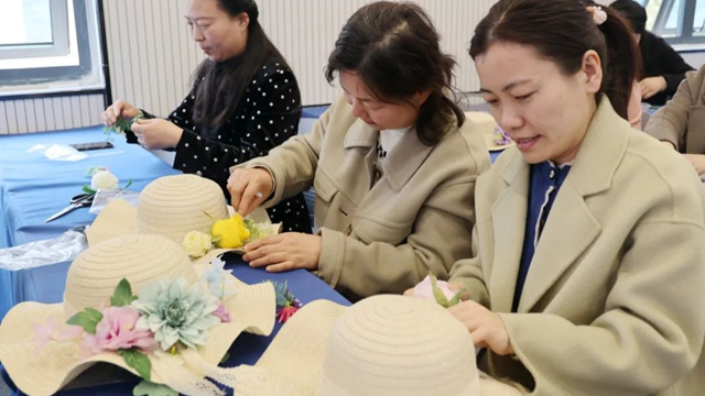 駐馬店市中心醫(yī)院開展“跟黨奮進新征程，巾幗建功新時代”繽紛三月系列活動