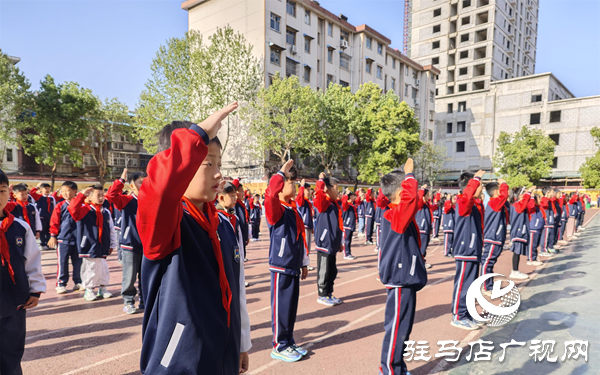 <strong>駐馬店市第十一小學開展“守護國家安全 童心同力同行” “全民國家安全教育日”活動</strong>