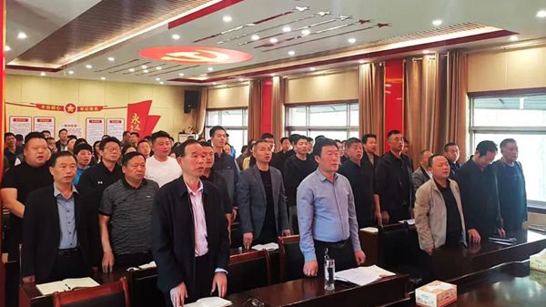 駐馬店市城鄉(xiāng)一體化示范區(qū)劉閣街道辦事處開展傳承紅色基因?qū)ｎ}報(bào)告會