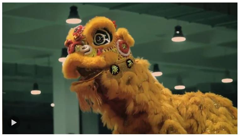 從習(xí)主席署名文章看大國外交 | 走近馬來舞獅少年，感受“切水不斷”世代情誼