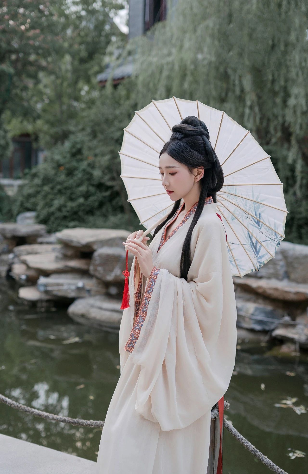 皇家驛站線上抖音挑戰(zhàn)賽 → 拍視頻，贏大獎！