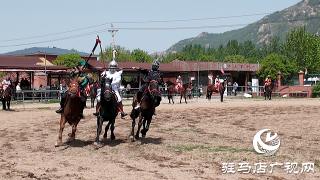 “五一”假期呼朋喚友  游山玩水騎馬露營 ——泌陽縣下碑寺鄉(xiāng)角子山馬術文化藝術節(jié)開幕