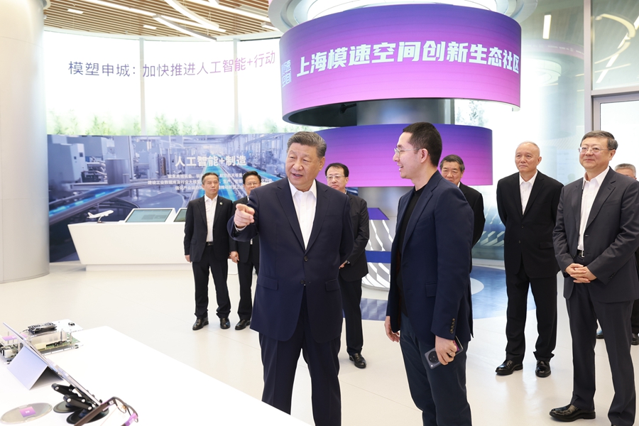習近平在上海考察