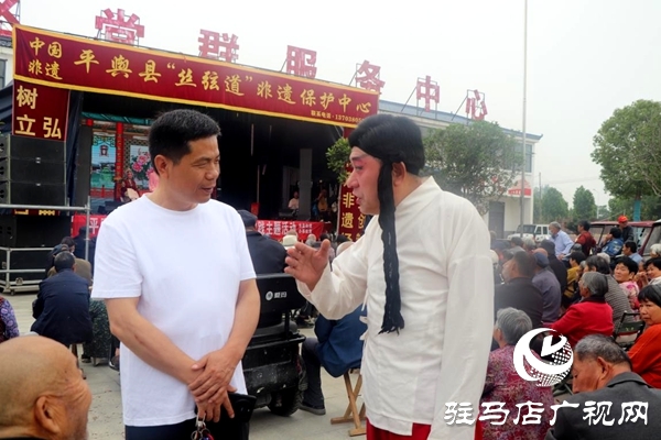 平輿縣：絲弦聲里話振興 家門口上演“戲”相逢