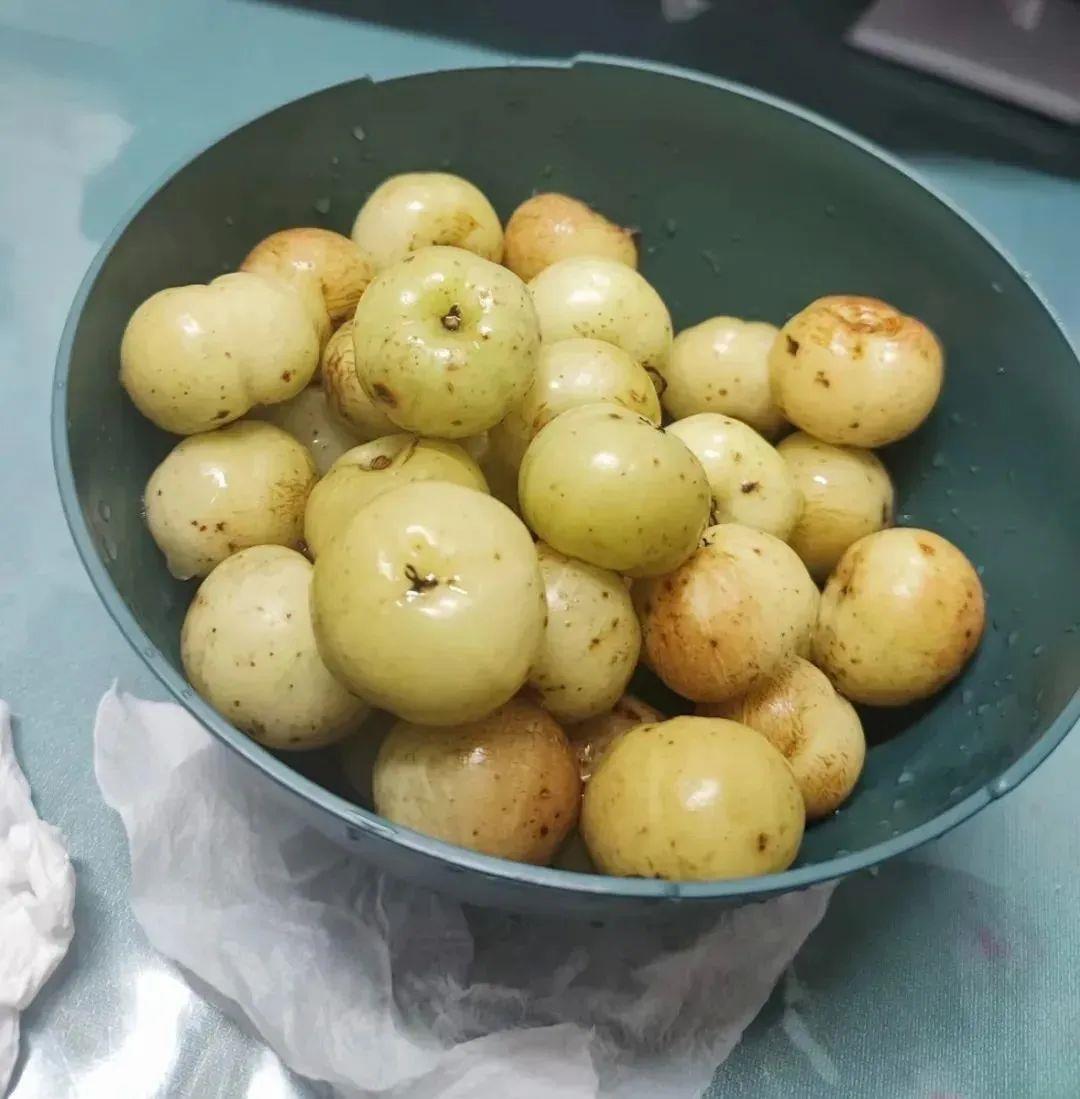 這種水果維生素C含量是橙子的近8倍 也被譽(yù)為“刮油神器”