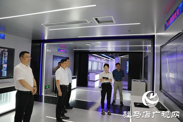 黃淮學(xué)院與中國聯(lián)通駐馬店分公司成功開展“訪企拓崗促就業(yè)”專項(xiàng)行動(dòng)