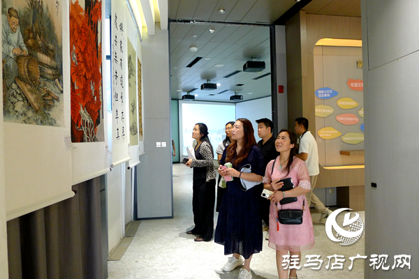  “中國夢·勞動美”五省十地書畫聯(lián)展耀啟平輿，共慶工會百年華誕