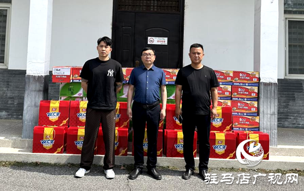 平輿縣射橋鎮(zhèn)：愛(ài)心企業(yè)助力“三夏”生產(chǎn)  政企同心共筑秸稈禁燒防線