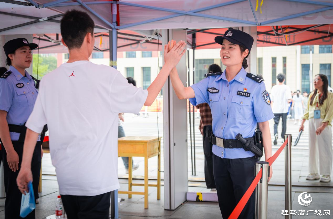駐馬店市公安局經(jīng)濟開發(fā)區(qū)分局：暖心護考 為夢護航