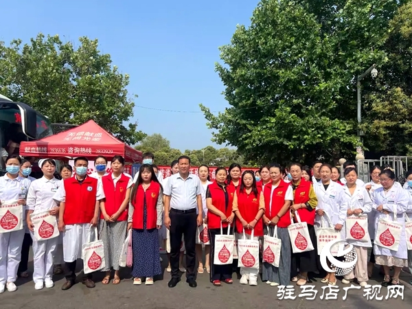 平輿縣星火志愿者協(xié)會積極開展“6.14獻血日”志愿服務(wù)活動