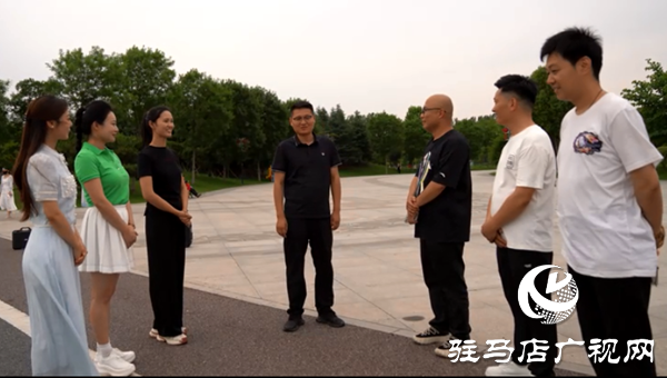 平輿原創(chuàng)歌曲《畢業(yè)季》2025高考首日經(jīng)《駐馬店廣視網(wǎng)》火遍網(wǎng)絡(luò)