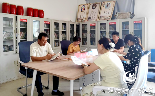 驛城區(qū)朱古洞鄉(xiāng)：農(nóng)家書屋助力鄉(xiāng)村“全民閱讀”